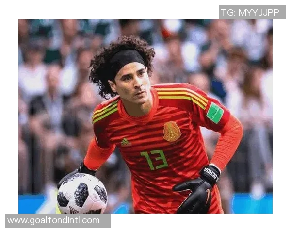 绰号战神的足球明星如何在绿茵场上创造传奇与荣耀